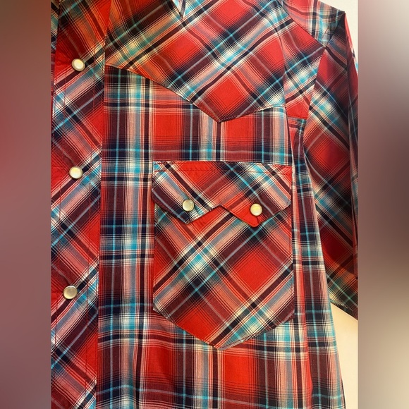 Wrangler Pearl Snap Shirt Men’s Large Red Plaid Short Sleeve Pockets Cowboy - Picture 3 of 5